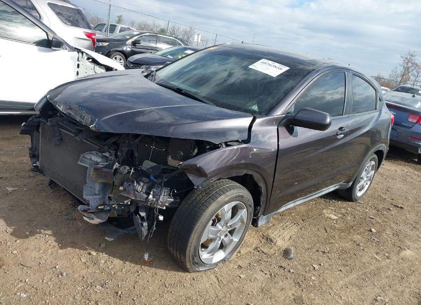 Photo 2 of 2018 Honda Hr-v LX (VIN 3CZRU5H37JM713509)