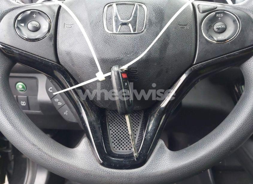 Photo 11 of 2019 Honda Hr-v LX (VIN 3CZRU5H37KG700047)