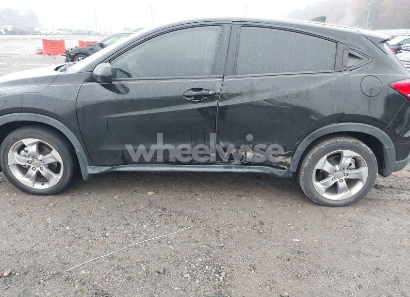 Photo 6 of 2019 Honda Hr-v LX (VIN 3CZRU5H37KG700047)