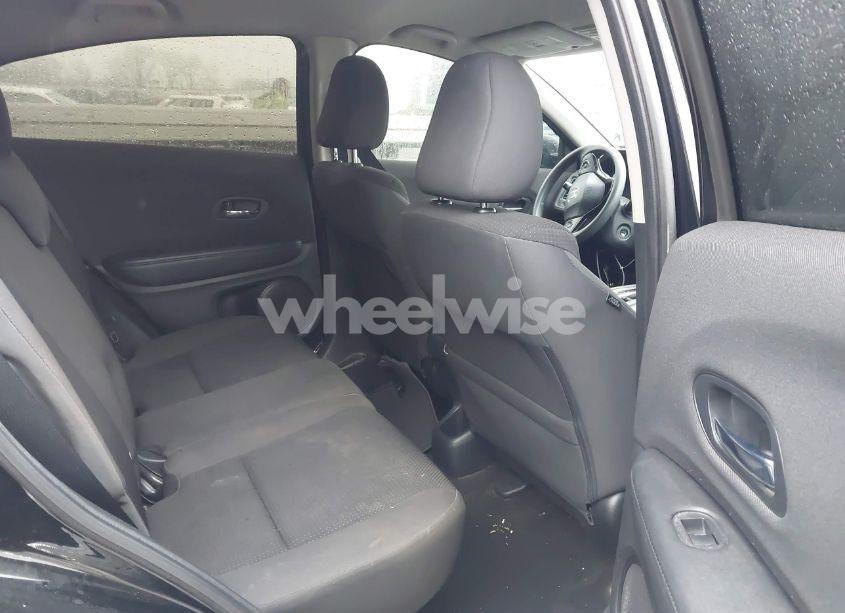 Photo 8 of 2019 Honda Hr-v LX (VIN 3CZRU5H37KG700047)