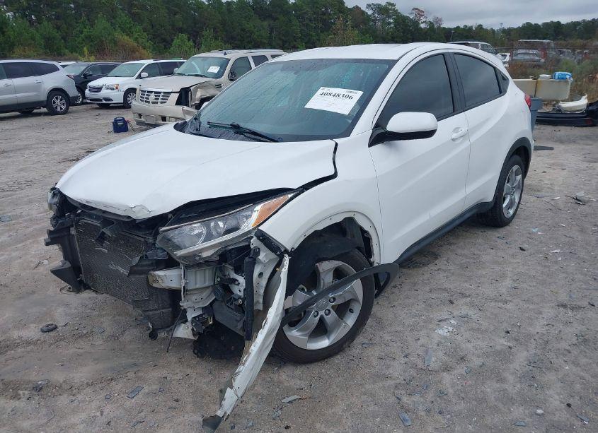 Photo 2 of 2019 Honda Hr-v LX (VIN 3CZRU5H37KM703001)