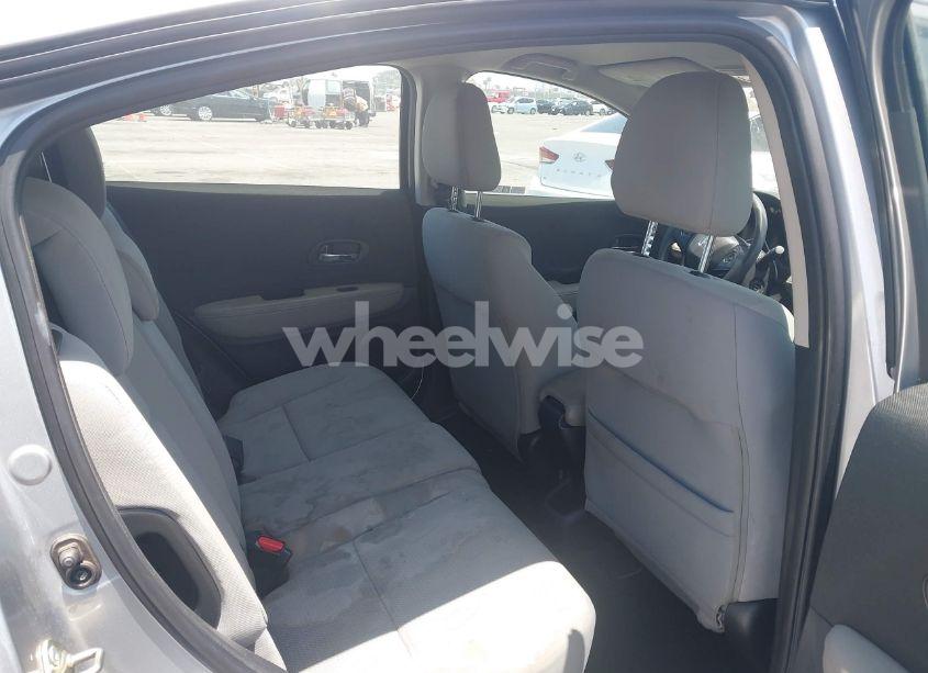 Photo 8 of 2020 Honda Hr-v 2WD LX (VIN 3CZRU5H37LM703999)