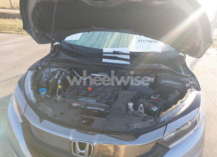 Photo 10 of 2021 Honda Hr-v 2WD LX (VIN 3CZRU5H37MM709691)
