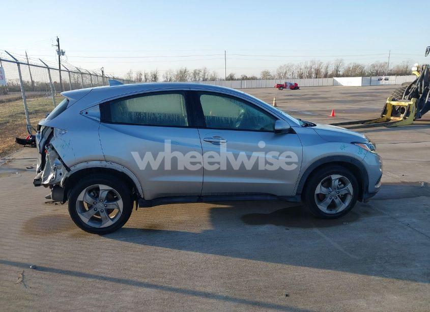 Photo 13 of 2021 Honda Hr-v 2WD LX (VIN 3CZRU5H37MM709691)
