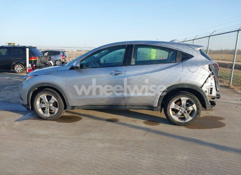 Photo 14 of 2021 Honda Hr-v 2WD LX (VIN 3CZRU5H37MM709691)