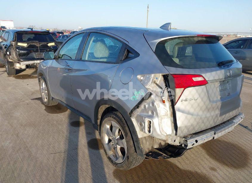 Photo 3 of 2021 Honda Hr-v 2WD LX (VIN 3CZRU5H37MM709691)