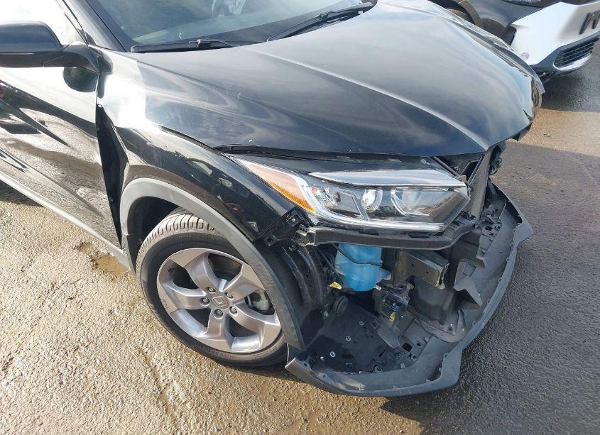 Photo 18 of 2022 Honda Hr-v 2WD LX (VIN 3CZRU5H37NM708011)