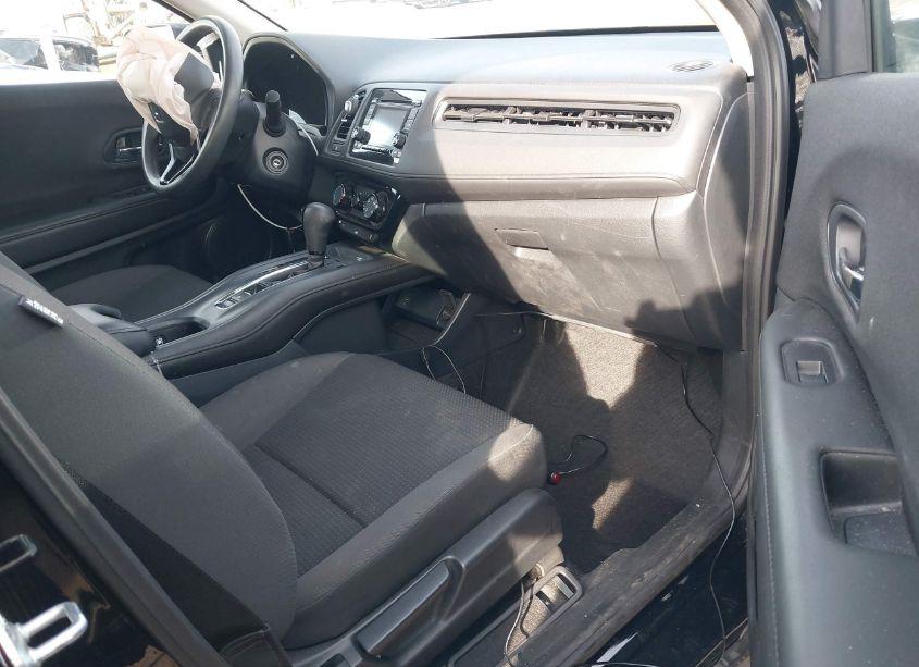 Photo 5 of 2022 Honda Hr-v 2WD LX (VIN 3CZRU5H37NM708011)