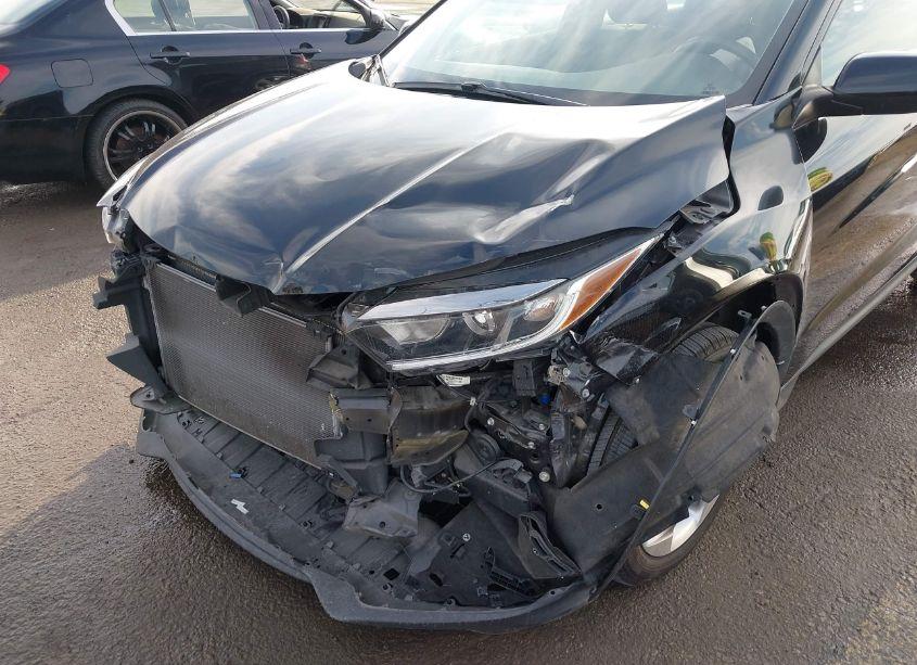 Photo 6 of 2022 Honda Hr-v 2WD LX (VIN 3CZRU5H37NM708011)