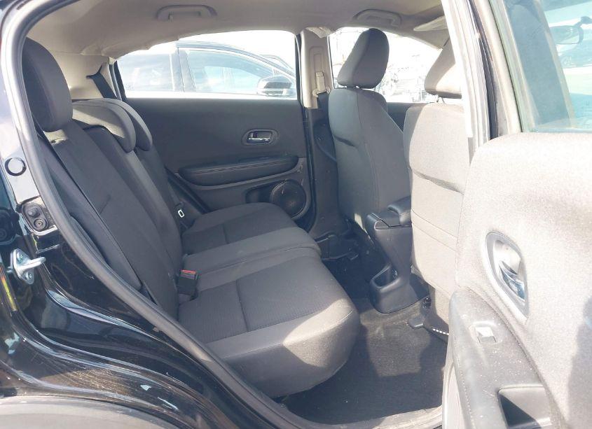 Photo 8 of 2022 Honda Hr-v 2WD LX (VIN 3CZRU5H37NM708011)