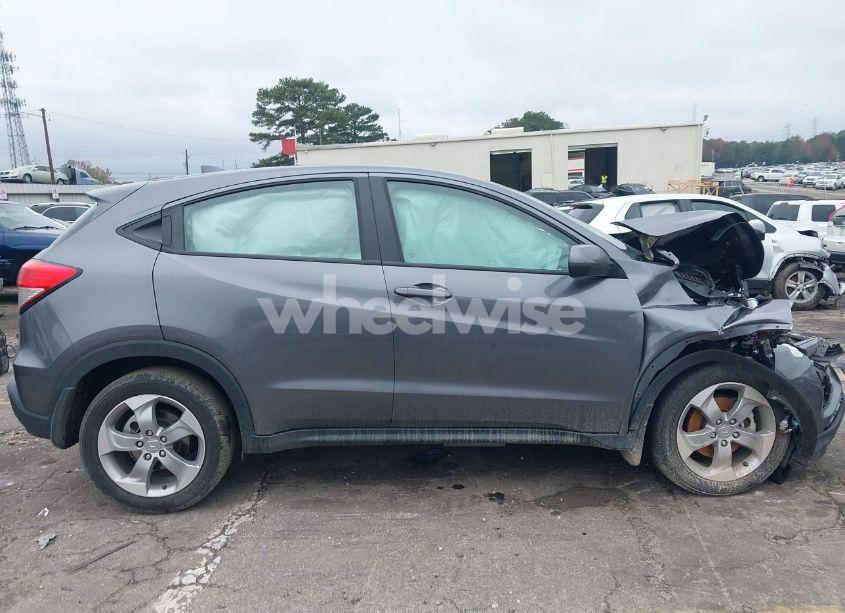 Photo 13 of 2022 Honda Hr-v 2WD LX (VIN 3CZRU5H37NM744037)