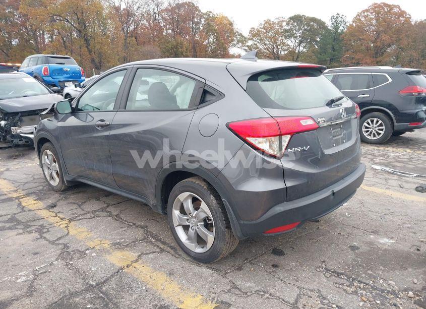 Photo 3 of 2022 Honda Hr-v 2WD LX (VIN 3CZRU5H37NM744037)