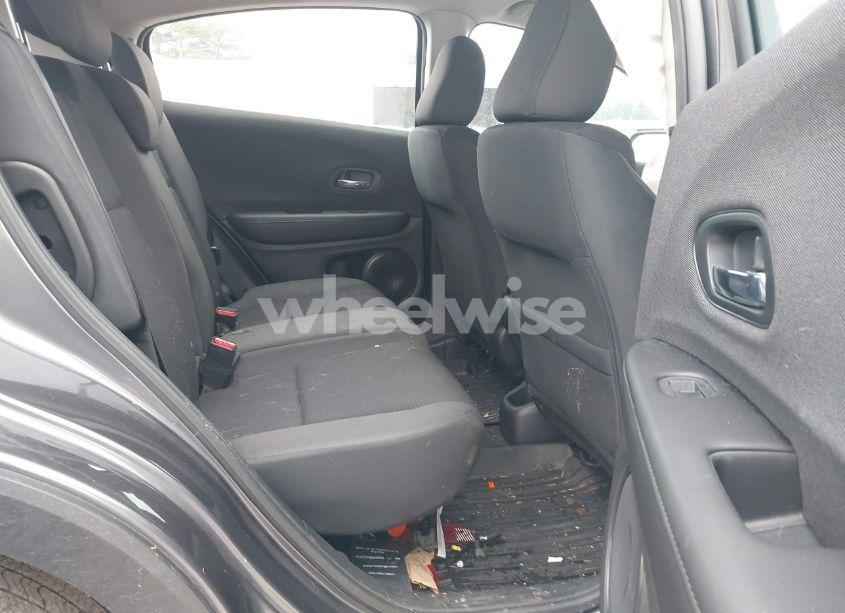 Photo 8 of 2022 Honda Hr-v 2WD LX (VIN 3CZRU5H37NM744037)
