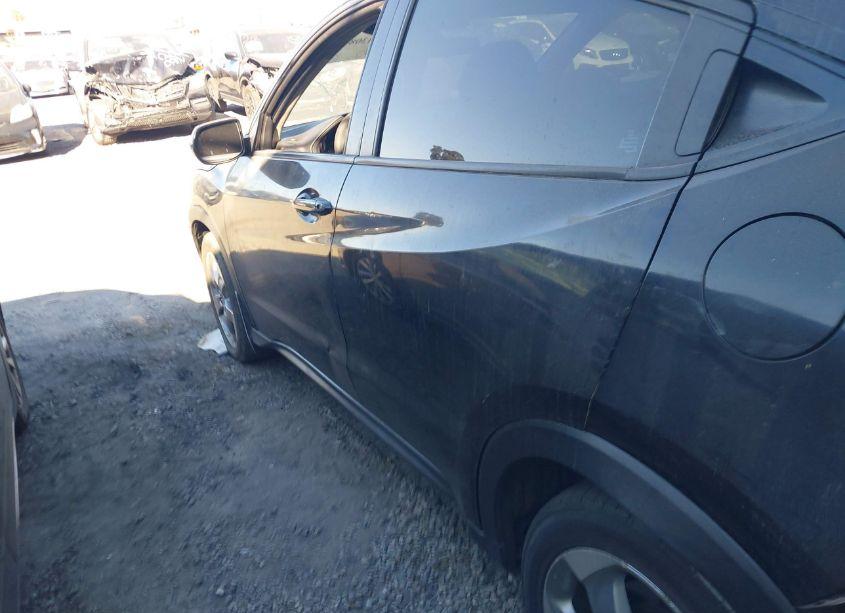 Photo 15 of 2016 Honda Hr-v LX (VIN 3CZRU5H38GM749721)