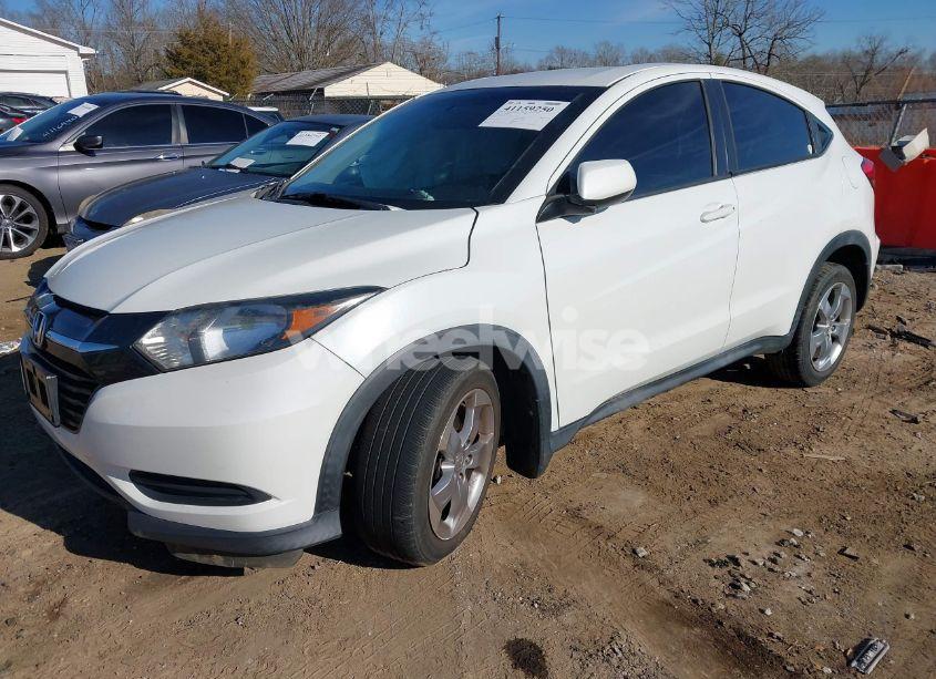 Photo 2 of 2016 Honda Hr-v LX (VIN 3CZRU5H38GM752201)