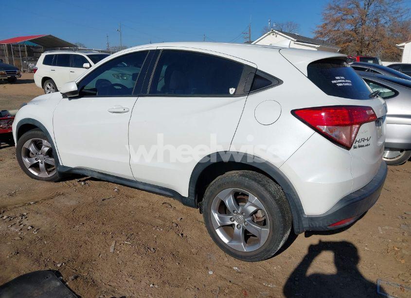 Photo 3 of 2016 Honda Hr-v LX (VIN 3CZRU5H38GM752201)