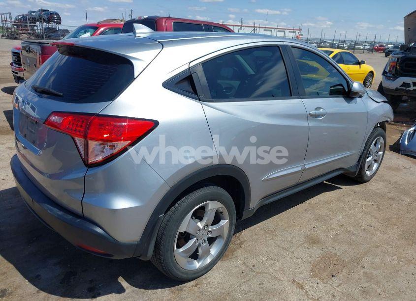 Photo 4 of 2018 Honda Hr-v LX (VIN 3CZRU5H38JM715463)