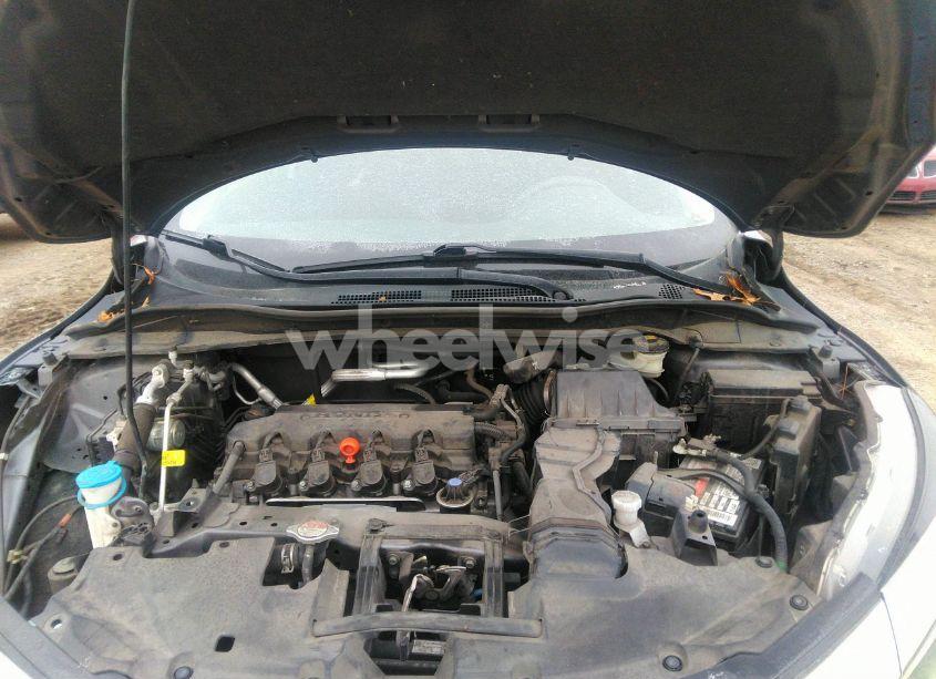 Photo 10 of 2019 Honda Hr-v LX (VIN 3CZRU5H38KG701160)