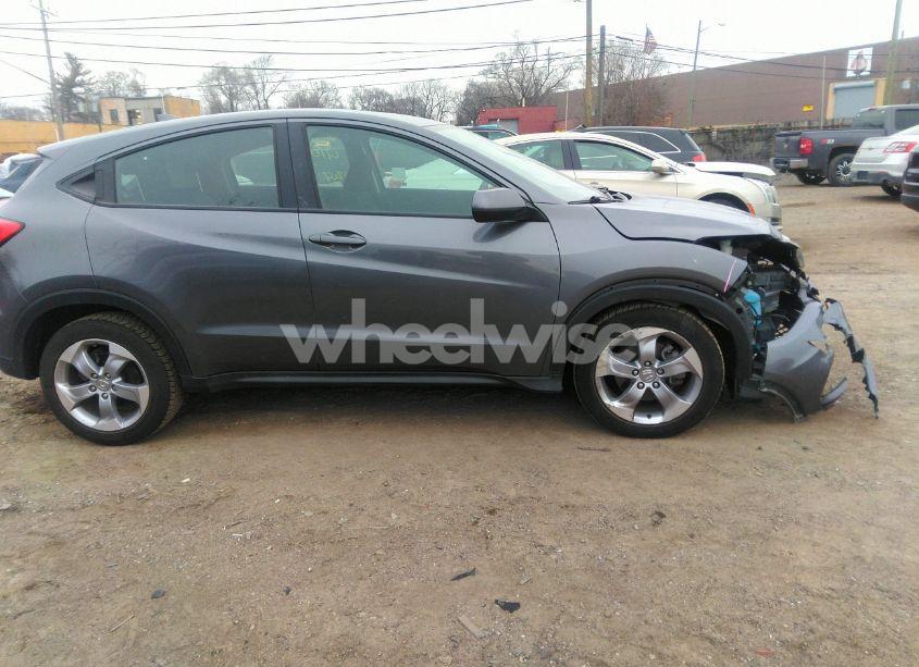 Photo 13 of 2019 Honda Hr-v LX (VIN 3CZRU5H38KG701160)