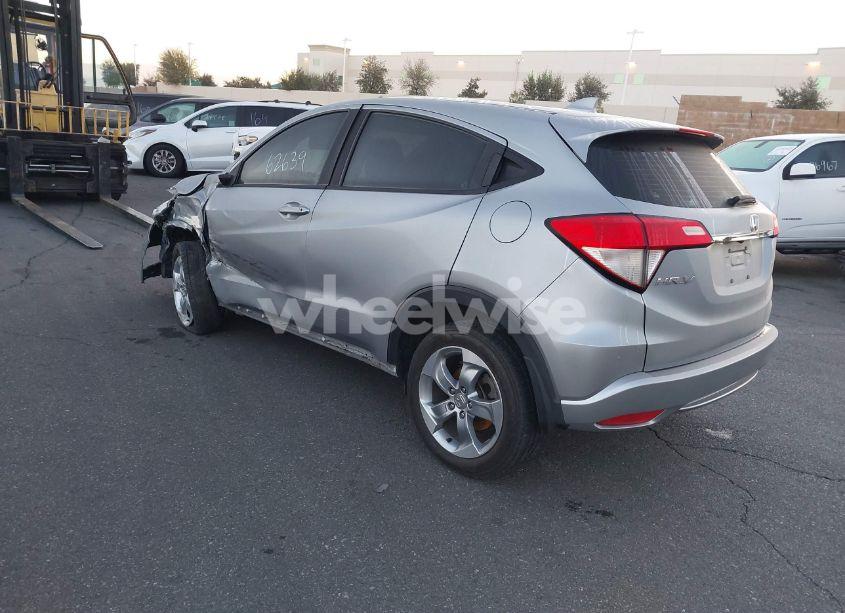 Photo 3 of 2019 Honda Hr-v LX (VIN 3CZRU5H38KG712725)