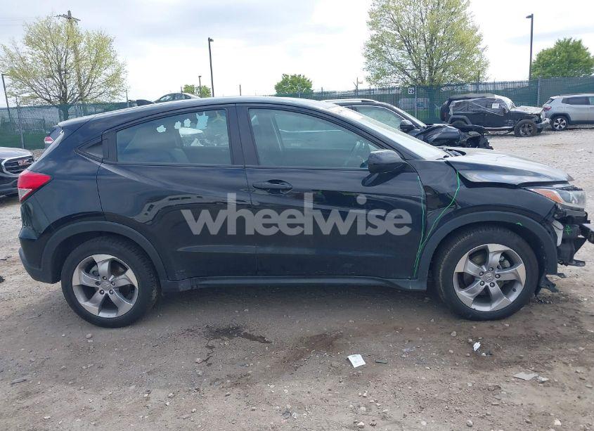 Photo 13 of 2019 Honda Hr-v LX (VIN 3CZRU5H38KG715771)