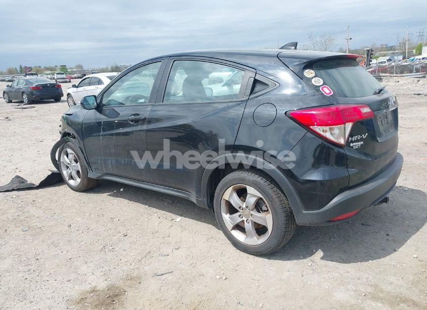 Photo 3 of 2019 Honda Hr-v LX (VIN 3CZRU5H38KG715771)
