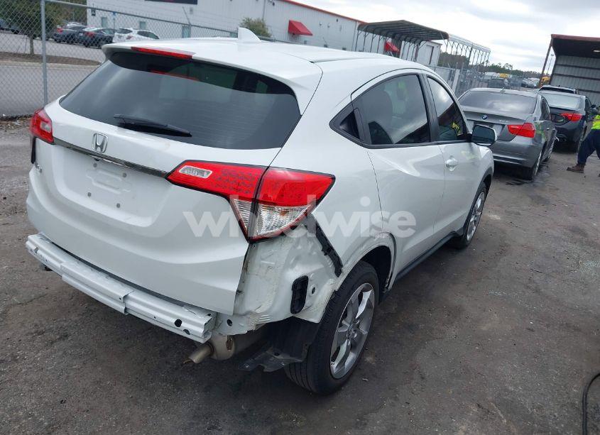 Photo 4 of 2022 Honda Hr-v 2WD LX (VIN 3CZRU5H38NM731538)