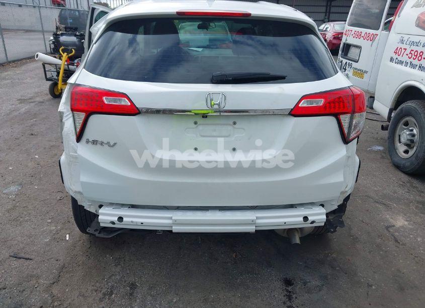 Photo 6 of 2022 Honda Hr-v 2WD LX (VIN 3CZRU5H38NM731538)