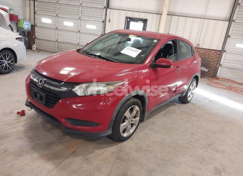 Photo 2 of 2016 Honda Hr-v LX (VIN 3CZRU5H39GM718588)