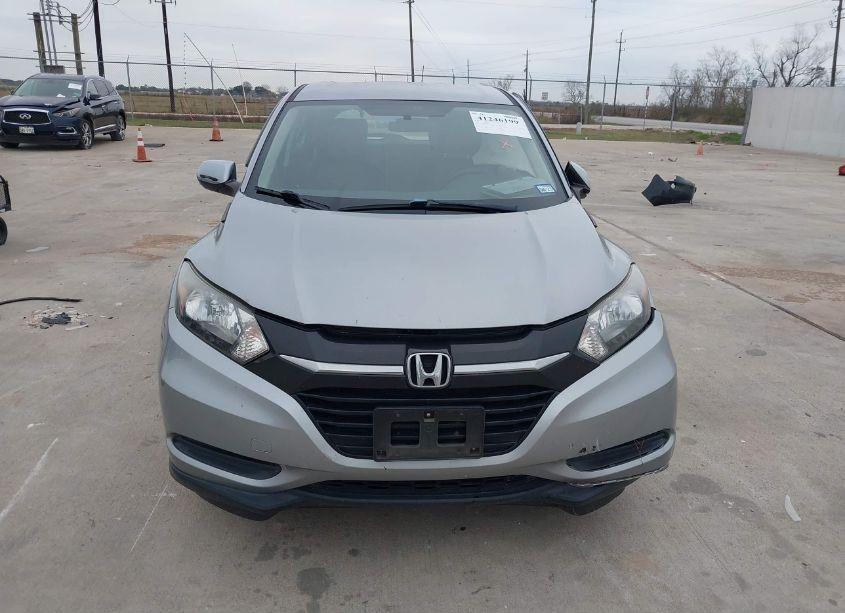 Photo 12 of 2017 Honda Hr-v LX (VIN 3CZRU5H39HG707168)