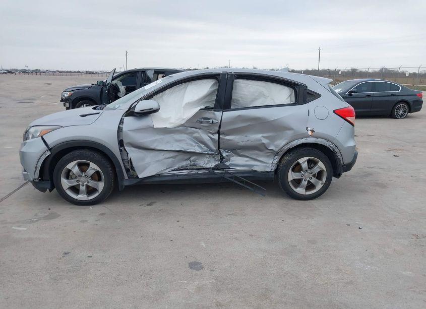 Photo 14 of 2017 Honda Hr-v LX (VIN 3CZRU5H39HG707168)