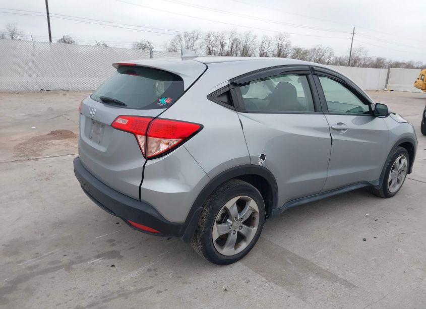 Photo 4 of 2017 Honda Hr-v LX (VIN 3CZRU5H39HG707168)