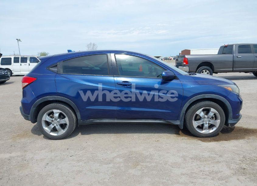 Photo 13 of 2017 Honda Hr-v LX (VIN 3CZRU5H39HM703669)