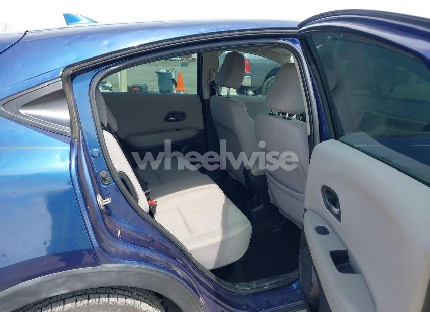 Photo 8 of 2017 Honda Hr-v LX (VIN 3CZRU5H39HM703669)