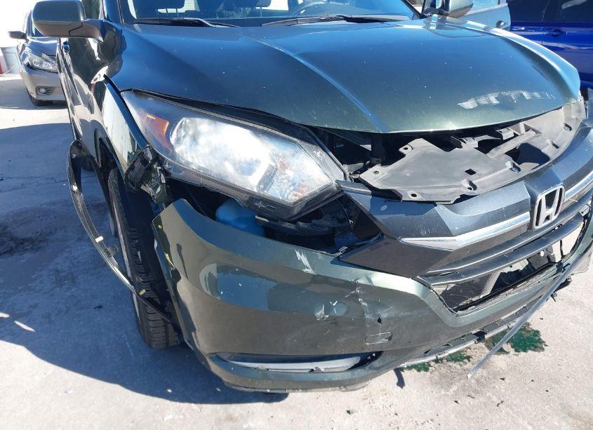 Photo 6 of 2018 Honda Hr-v LX (VIN 3CZRU5H39JG700470)