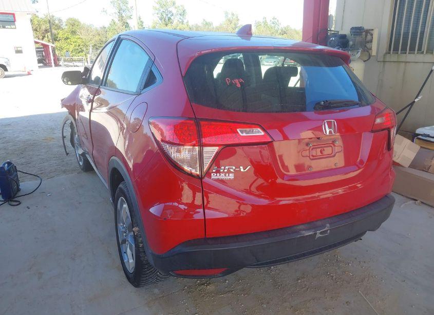 Photo 3 of 2018 Honda Hr-v LX (VIN 3CZRU5H39JG701151)