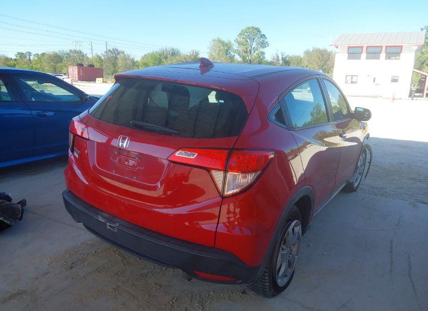Photo 4 of 2018 Honda Hr-v LX (VIN 3CZRU5H39JG701151)