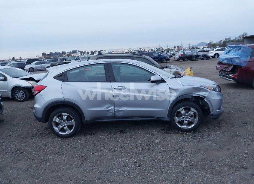 Photo 14 of 2018 Honda Hr-v LX (VIN 3CZRU5H39JM723264)
