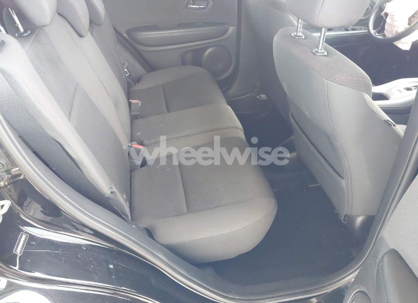 Photo 8 of 2019 Honda Hr-v LX (VIN 3CZRU5H39KG709073)