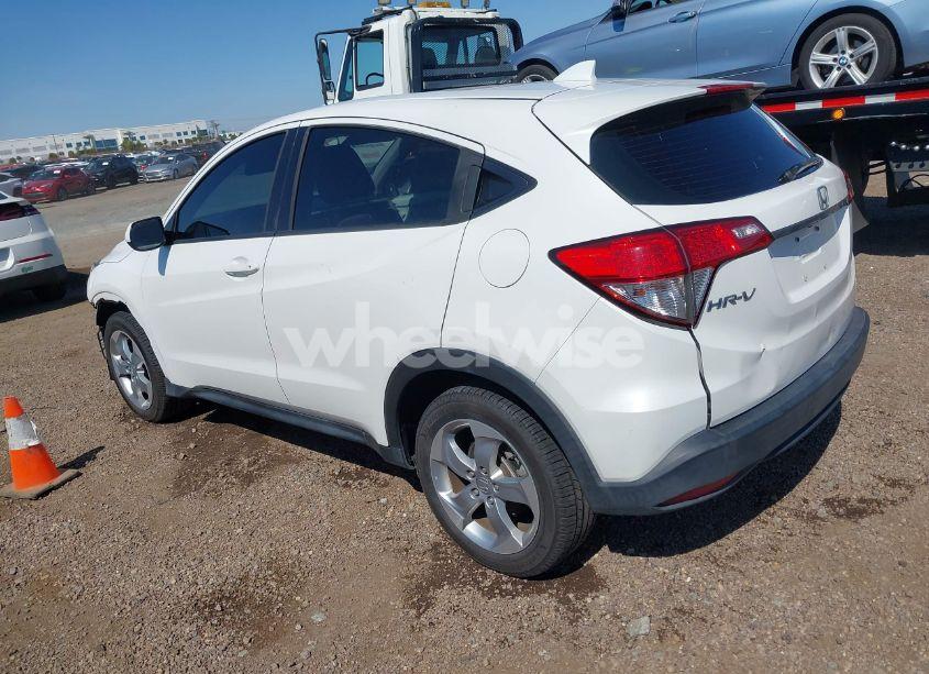 Photo 3 of 2019 Honda Hr-v LX (VIN 3CZRU5H39KM702108)