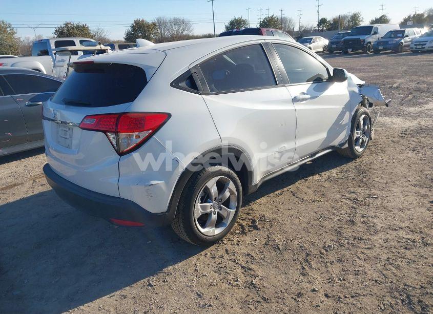Photo 4 of 2019 Honda Hr-v LX (VIN 3CZRU5H39KM709866)