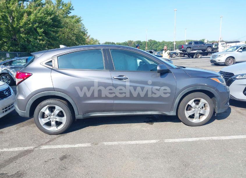 Photo 13 of 2020 Honda Hr-v 2WD LX (VIN 3CZRU5H39LM706726)