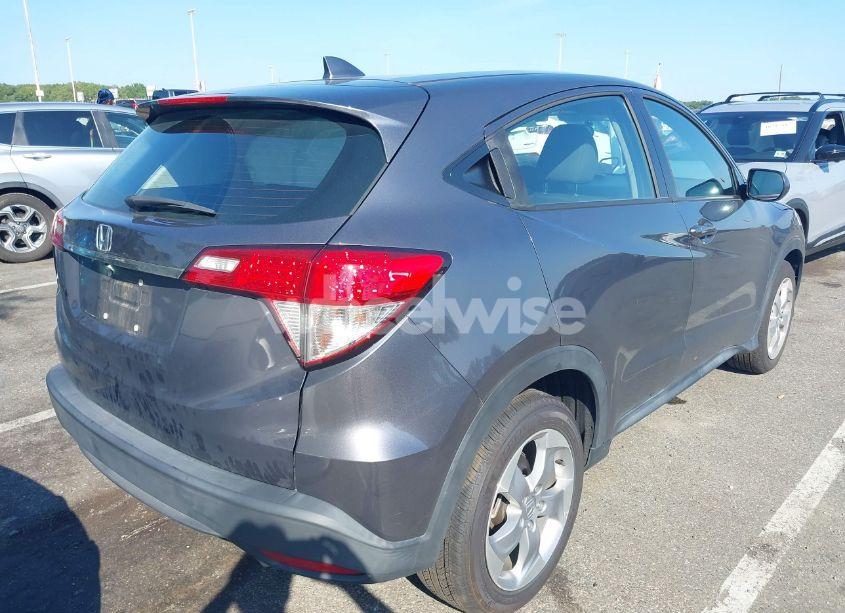 Photo 4 of 2020 Honda Hr-v 2WD LX (VIN 3CZRU5H39LM706726)
