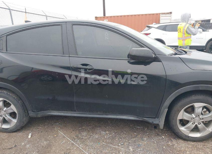 Photo 13 of 2020 Honda Hr-v 2WD LX (VIN 3CZRU5H39LM707343)