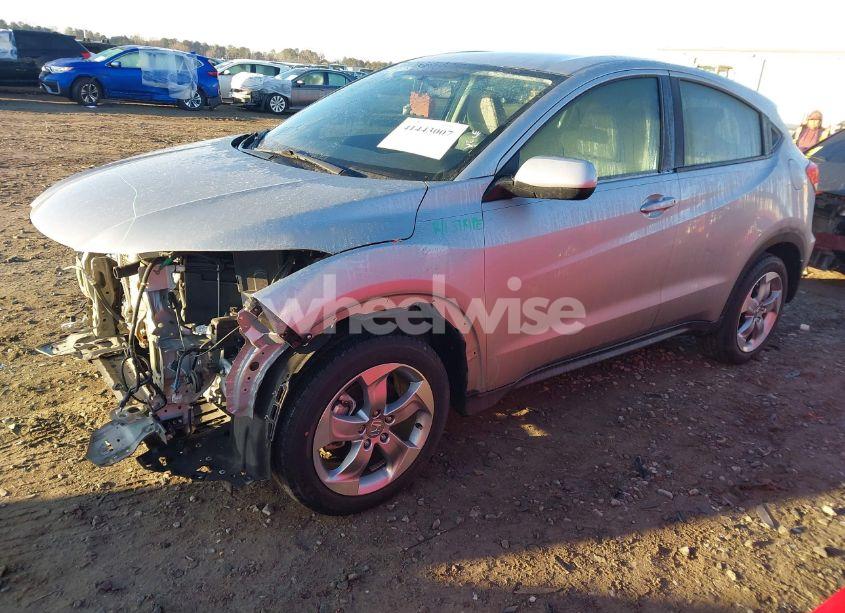 Photo 2 of 2020 Honda Hr-v 2WD LX (VIN 3CZRU5H39LM713045)