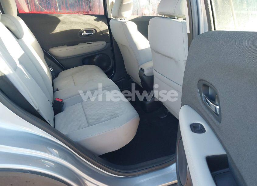 Photo 8 of 2020 Honda Hr-v 2WD LX (VIN 3CZRU5H39LM713045)