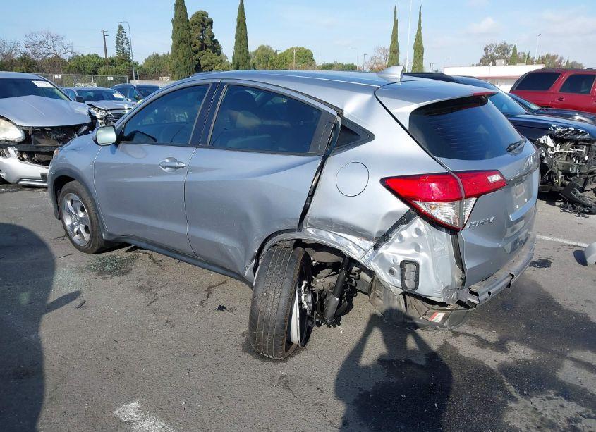 Photo 3 of 2022 Honda Hr-v 2WD LX (VIN 3CZRU5H39NM744850)