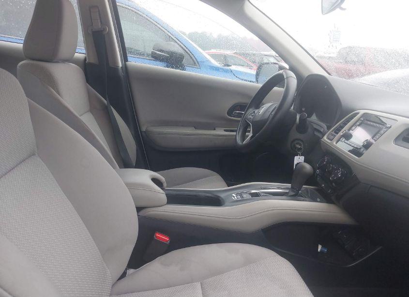 Photo 5 of 2016 Honda Hr-v LX (VIN 3CZRU5H3XGM742169)