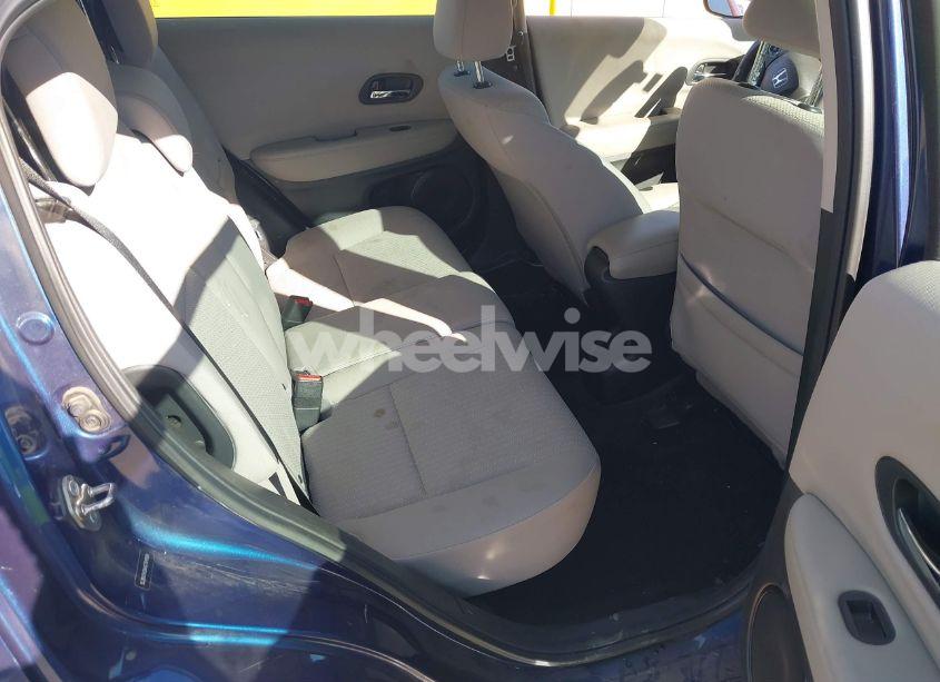 Photo 8 of 2017 Honda Hr-v LX (VIN 3CZRU5H3XHG704599)