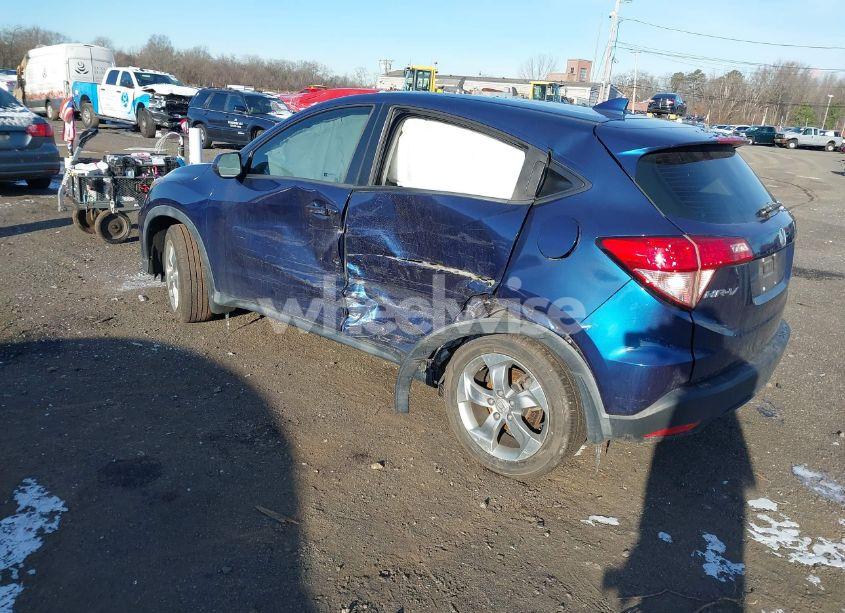 Photo 3 of 2017 Honda Hr-v LX (VIN 3CZRU5H3XHG705526)